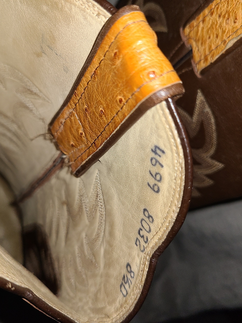 Classic Mens Bona Allen Two-Tone Ostrich Western Boots - Brown & Tan Size 8 1/2D - Picture 8 of 14